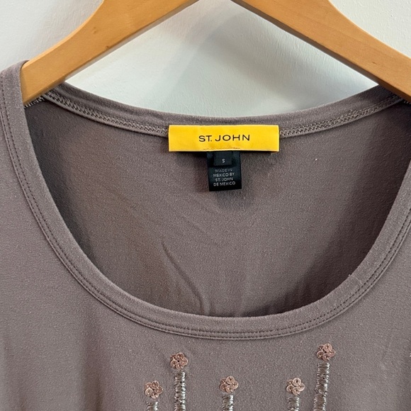 St. John Taupe Short Sleeve Tee with Embellishments - Picture 2 of 6